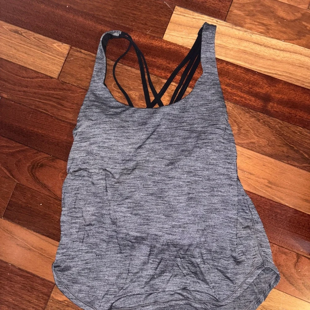 Black Strappy Back Tank Top Slay the Studio 2-in-1 Tank Lululemon - Picture 3 of 5